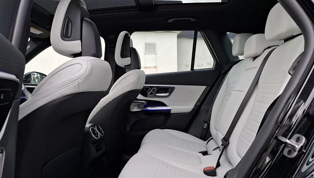 Mercedes-Benz GLC 2.0 4MATIC Внедорожник (258 л.с.) фото 13