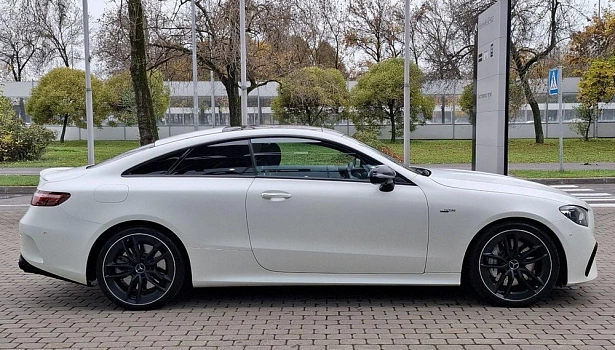 Mercedes-Benz AMG E 53 4MATIC Купе Особая Серия (435 л.с.) фото 7