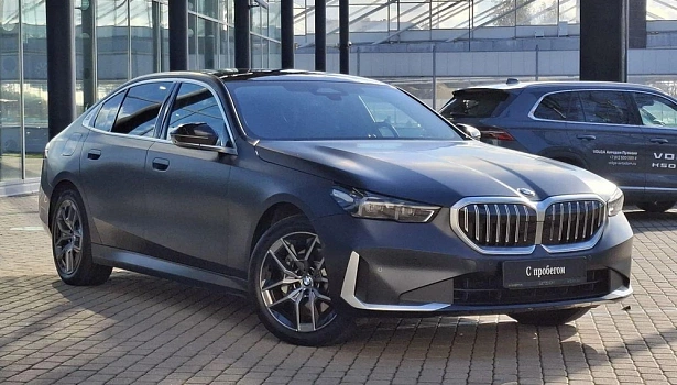 BMW 5 серии 2.0 4WD Седан M Sport (258 л.с.) фото 2