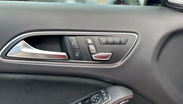 Mercedes-Benz AMG GLA 45 4MATIC Внедорожник Особая серия (381 л.с.) фото 35