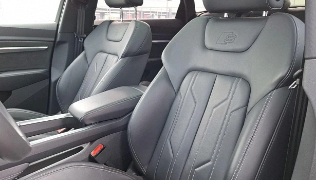 Audi e-tron Electro 4WD Внедорожник Exclusive (230 кВт) фото 12
