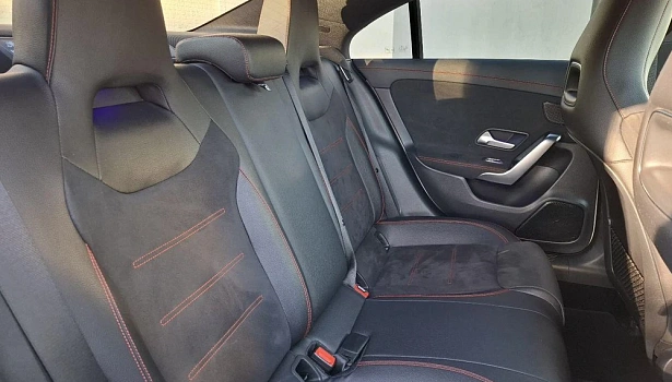 Mercedes-Benz CLA 200 Купе Sport (150 л.с.) фото 14