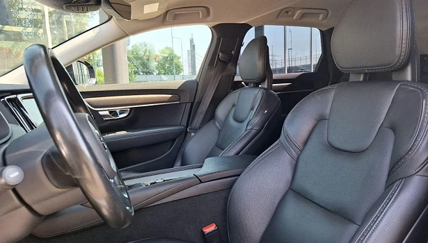 Volvo V90 Cross Country 2.0 4WD Универсал Plus (249 л.с.) фото 12