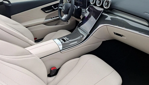 Mercedes-Benz AMG CLE 2.0 Кабриолет (204 л.с.) фото 15